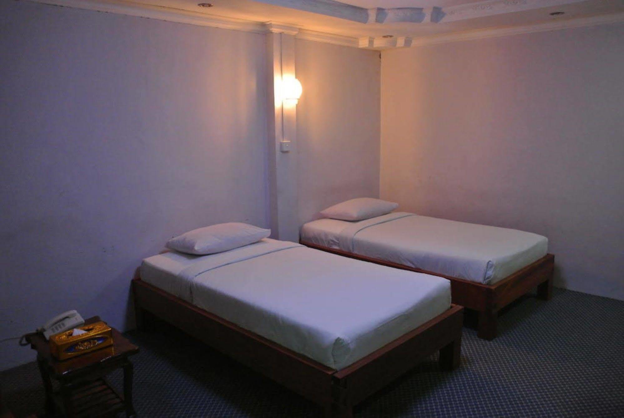 Yaewaddy Motel Gyogon Exterior foto
